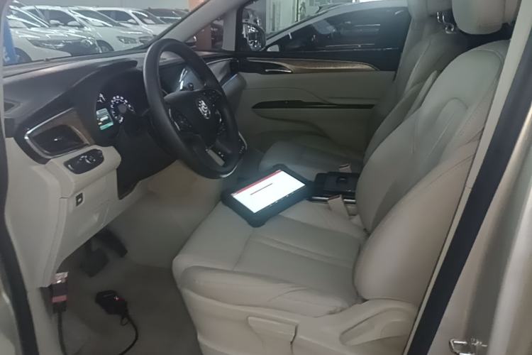 Used Buick GL8 2017 ES 28T Comfort Model China V Standard Left Front Seat