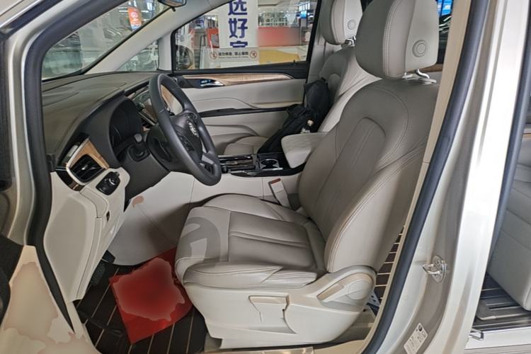 Used Buick GL8 2017 ES 28T Comfort Model China V Standard Left Front Seat