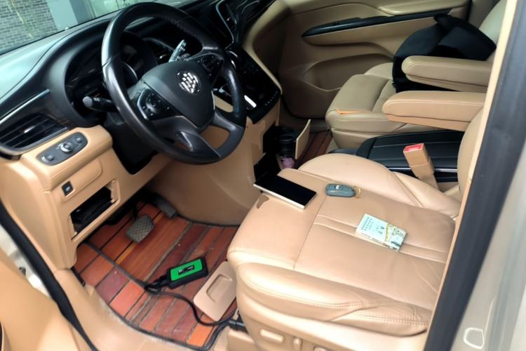 Used Buick GL8 2017 ES 28T Luxury Model China V Standard Left Front Seat