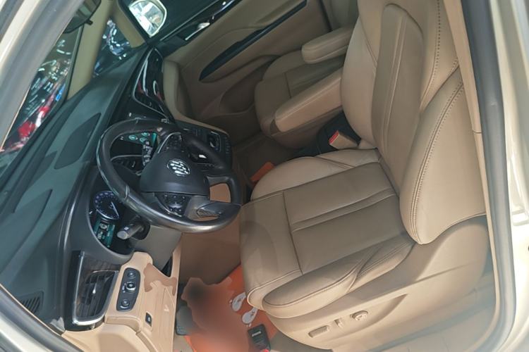Used Buick GL8 2017 ES 28T Premium Version China V Standard Left Front Seat