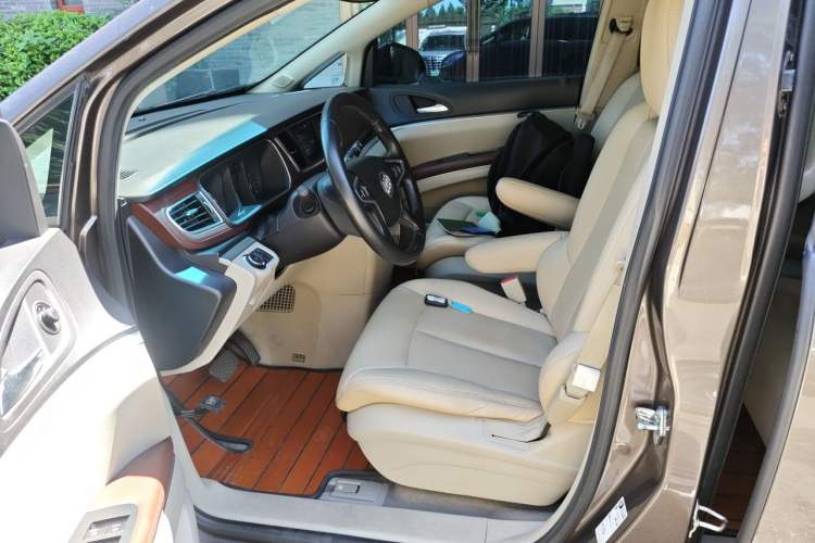Used Buick GL8 2017 25S Comfort Version China V Standard Left Front Seat