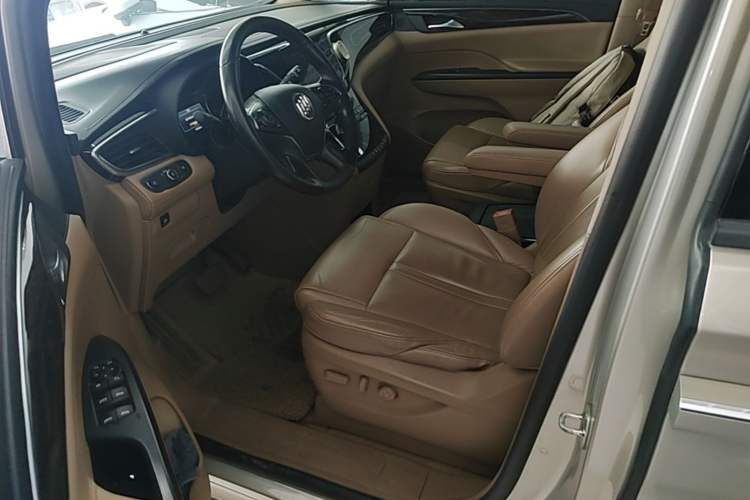 Used Buick GL8 2017 ES 28T Luxury Model China V Standard Left Front Seat