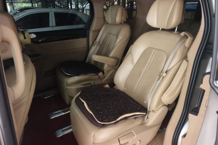 Used Buick GL8 2017 ES 28T Luxury Model China V Standard Left Rear Seat