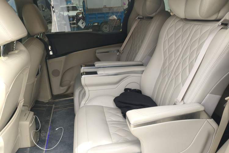 Used Buick GL8 2017 25S Prestige Version China V Standard Left Rear Seat