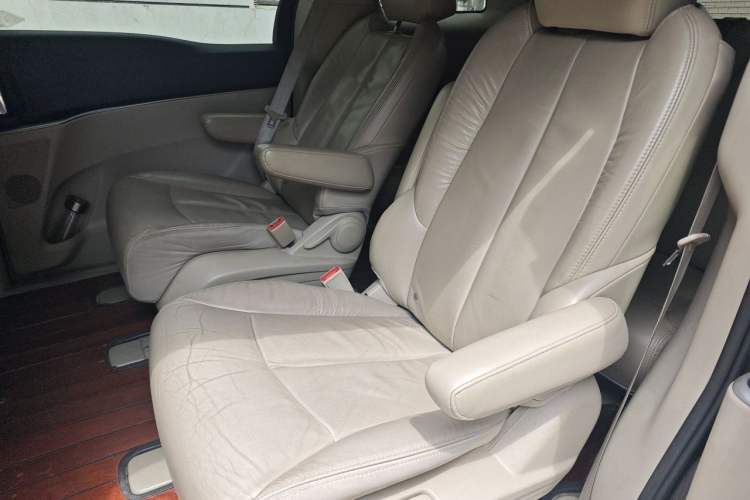 Used Buick GL8 2017 25S Luxury Version China V Standard Left Rear Seat