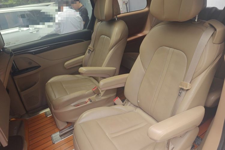 Used Buick GL8 2017 ES 28T Luxury Model China V Standard Left Rear Seat