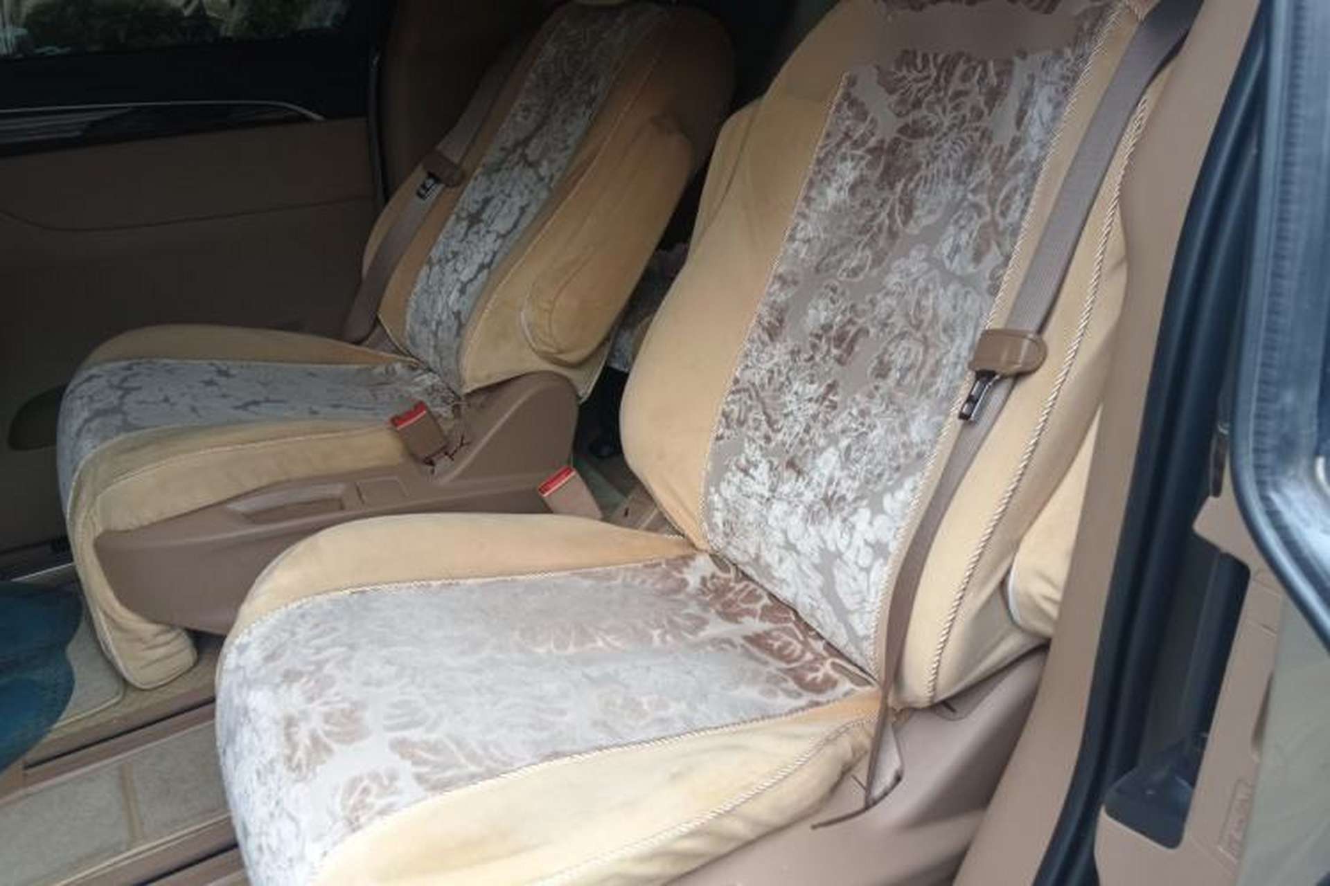 Used Buick GL8 2017 ES 28T Luxury Model China V Standard Left Rear Seat
