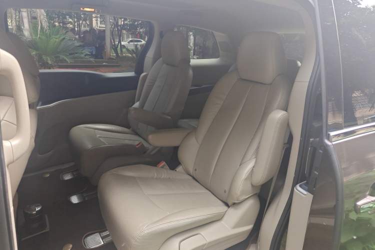 Used Buick GL8 2017 25S Luxury Version China V Standard Left Rear Seat