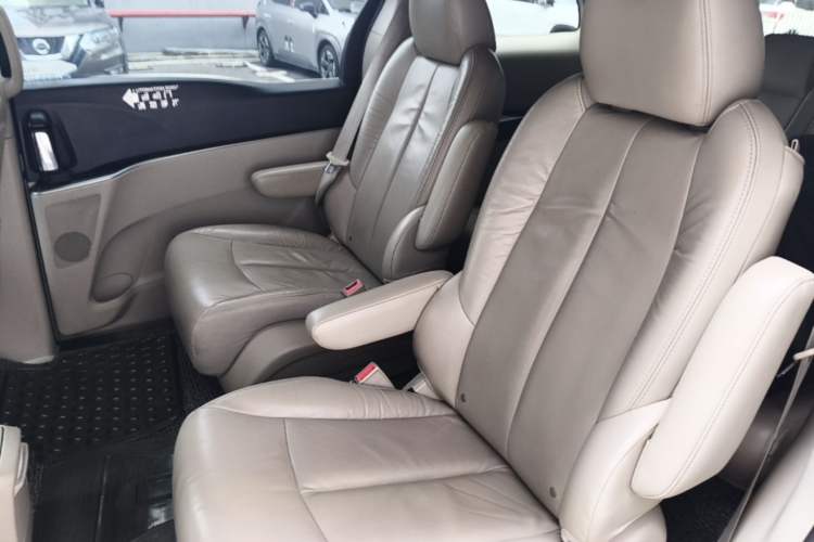 Used Buick GL8 2017 25S Luxury Version China V Standard Left Rear Seat