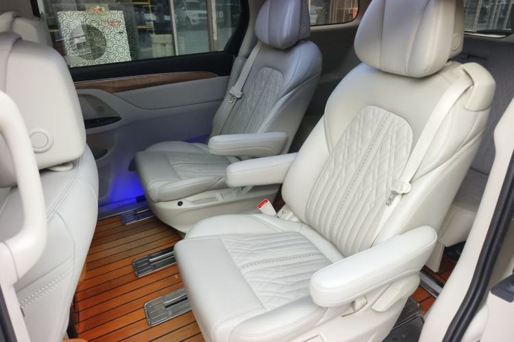 Used Buick GL8 2017 ES 28T Comfort Model China V Standard Left Rear Seat