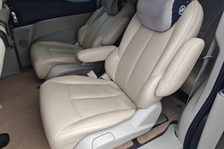 Used Buick GL8 2017 25S Comfort Version China V Standard Left Rear Seat