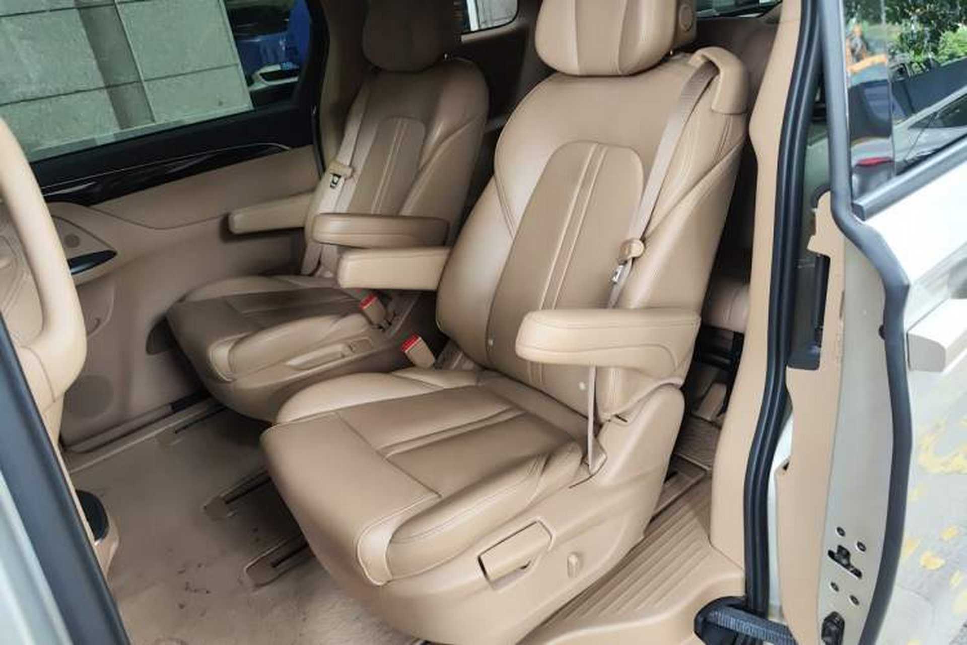 Used Buick GL8 2017 ES 28T Premium Version China V Standard Left Rear Seat