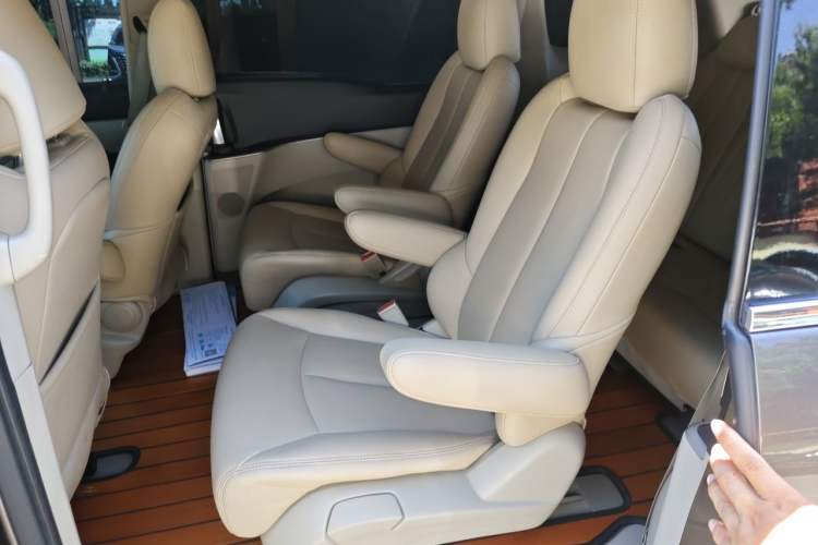 Used Buick GL8 2017 25S Comfort Version China V Standard Left Rear Seat