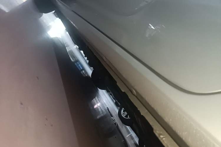 Used Buick GL8 2017 ES 28T Comfort Model China V Standard Left Side Sill