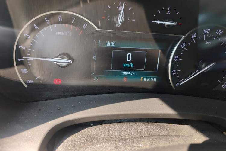 Used Buick GL8 2017 ES 28T Flagship Model China V Standard Odometer Close Up