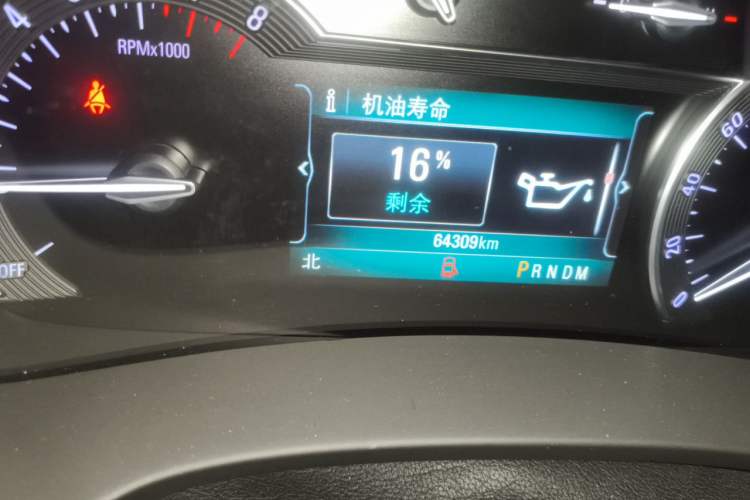 Used Buick GL8 2017 ES 28T Flagship Model China V Standard Odometer Close Up