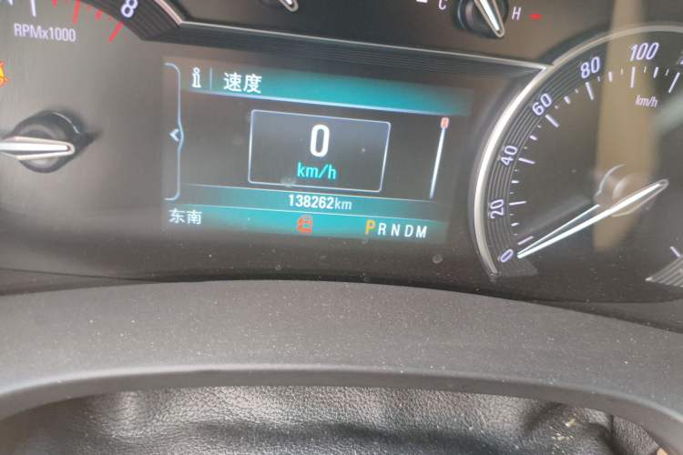 Used Buick GL8 2017 ES 28T Flagship Model China V Standard Odometer Close Up