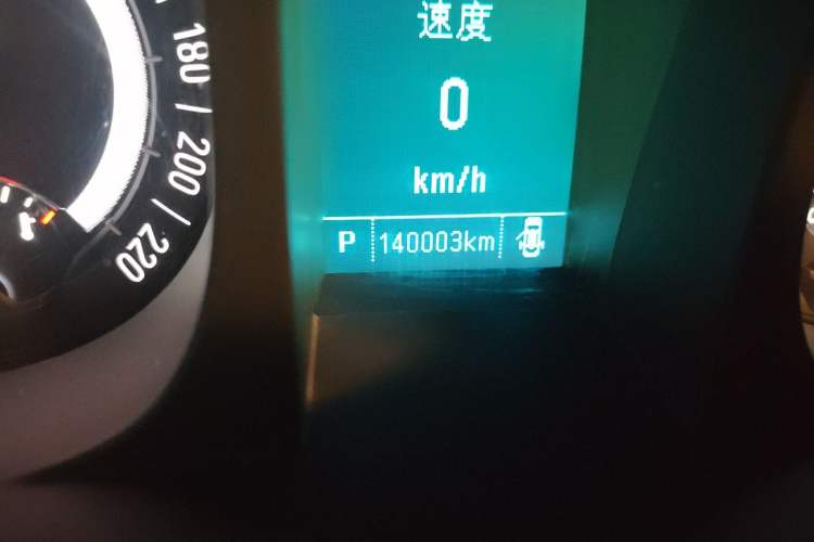 Used Buick GL8 2017 25S Luxury Version China V Standard Odometer Close Up