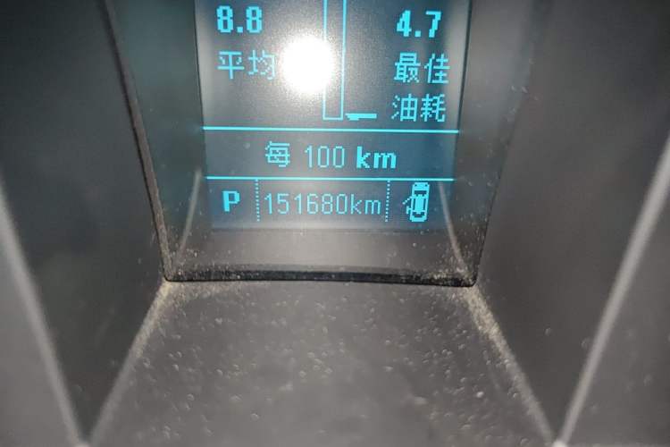 Used Buick GL8 2017 25S Luxury Version China V Standard Odometer Close Up