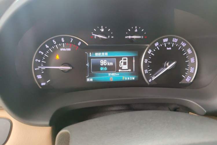Used Buick GL8 2017 ES 28T Premium Version China V Standard Odometer Close Up