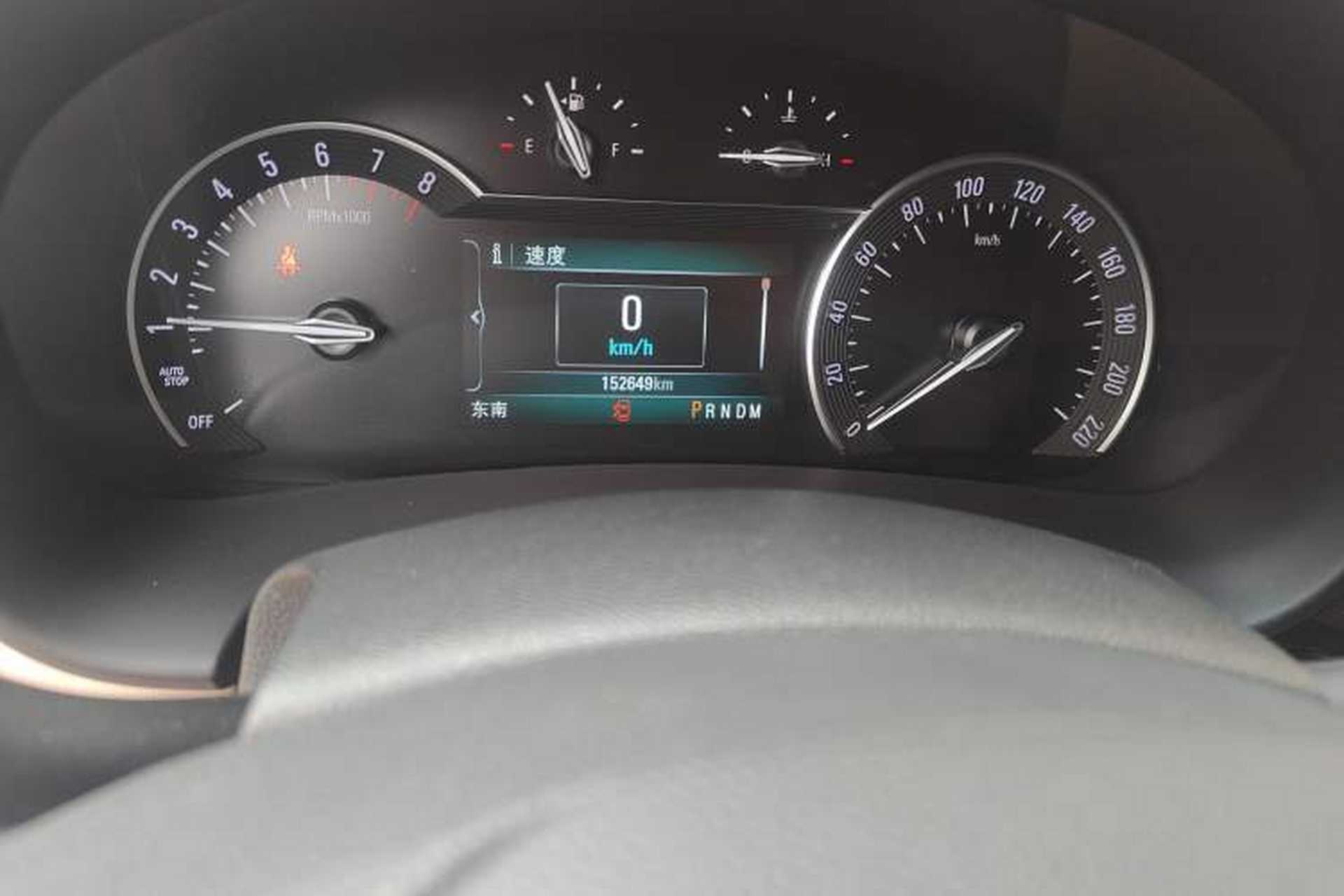 Used Buick GL8 2017 ES 28T Luxury Model China V Standard Odometer Close Up