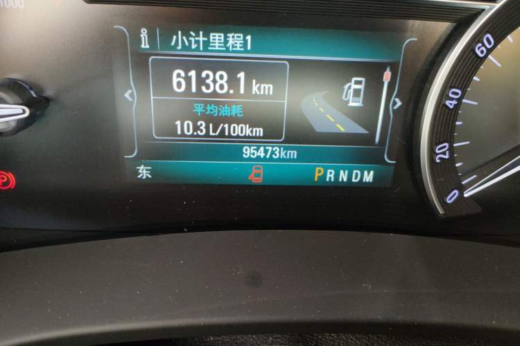 Used Buick GL8 2017 ES 28T Flagship Model China V Standard Odometer Close Up