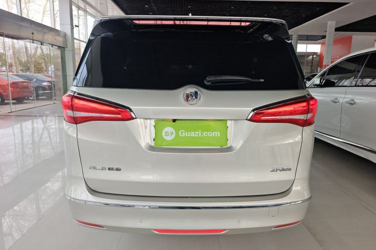 Used Buick GL8 2017 ES 28T Comfort Model China V Standard Rear