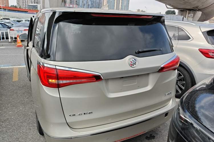 Used Buick GL8 2017 ES 28T Comfort Model China V Standard Rear