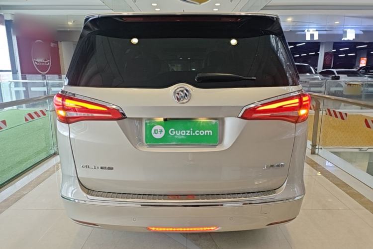 Used Buick GL8 2017 ES 28T Comfort Model China V Standard Rear