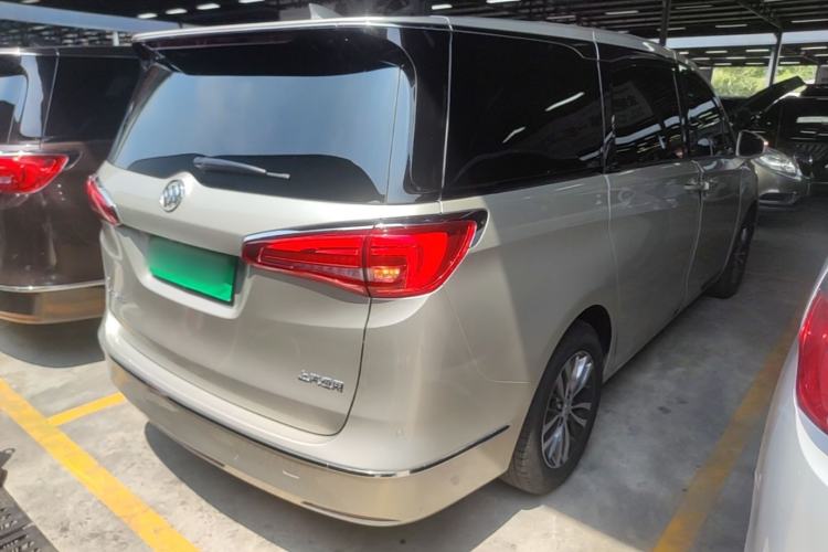 Used Buick GL8 2017 ES 28T Luxury Model China V Standard Rear Right 45 Deg