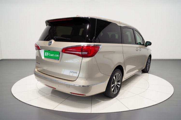 Used Buick GL8 2017 ES 28T Luxury Model China V Standard Rear Right 45 Deg