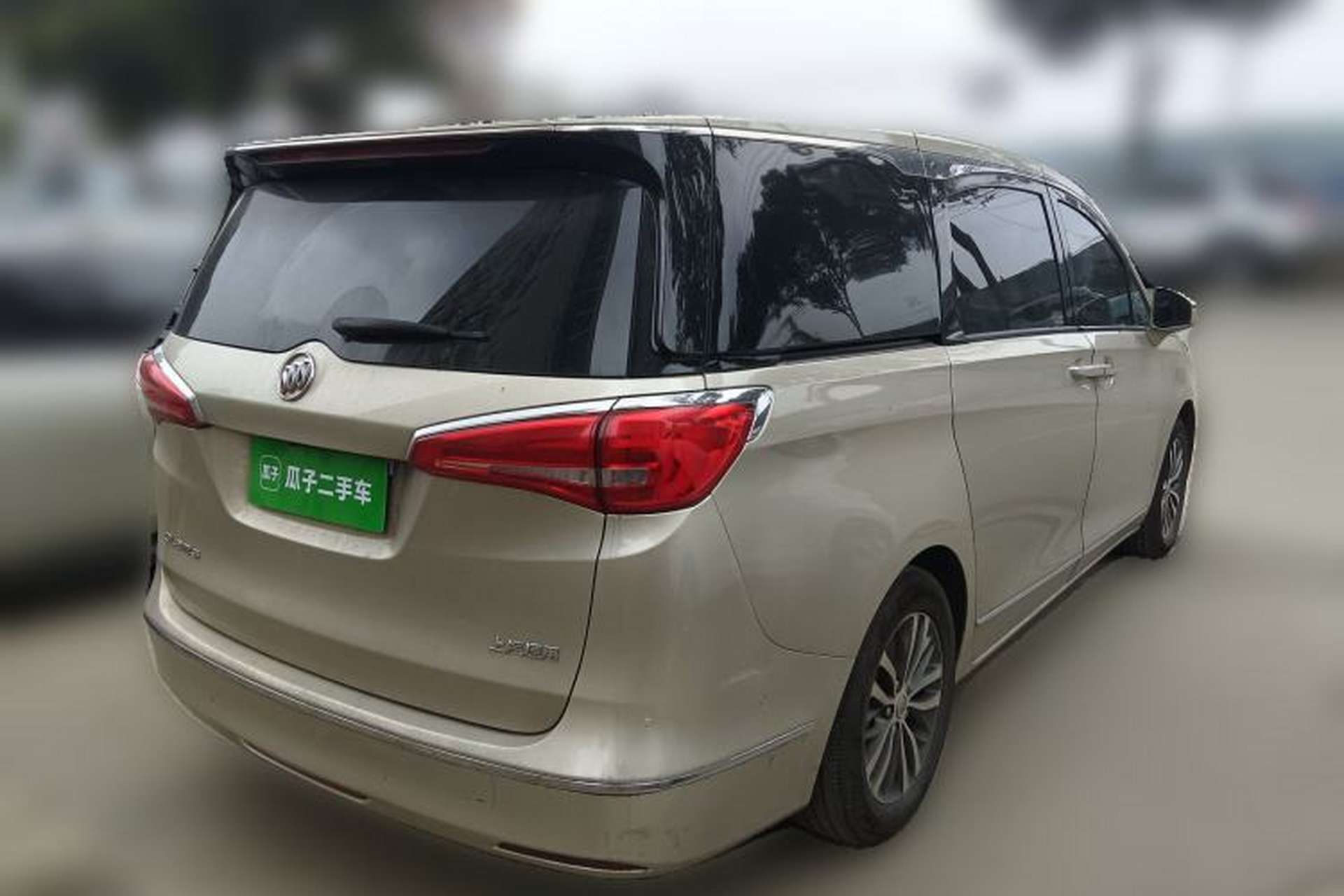 Used Buick GL8 2017 ES 28T Flagship Model China V Standard Rear Right 45 Deg