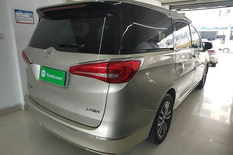 Used Buick GL8 2017 ES 28T Luxury Model China V Standard Rear Right 45 Deg