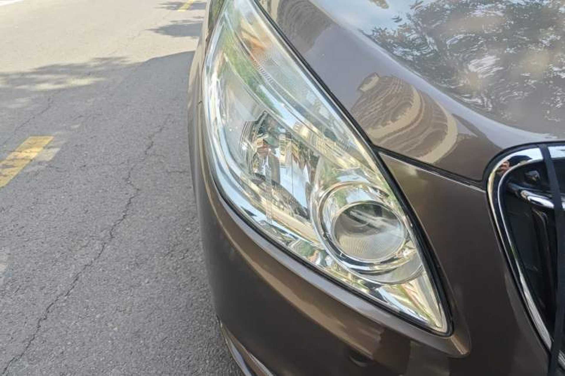 Used Buick GL8 2017 25S Comfort Version China V Standard Right Front Headlight