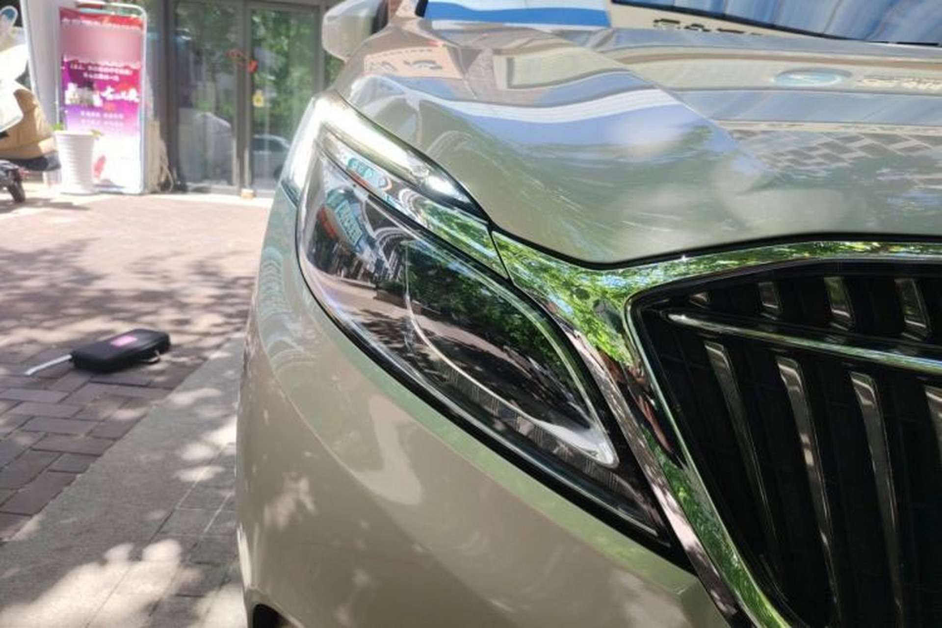 Used Buick GL8 2017 ES 28T Luxury Model China V Standard Right Front Headlight