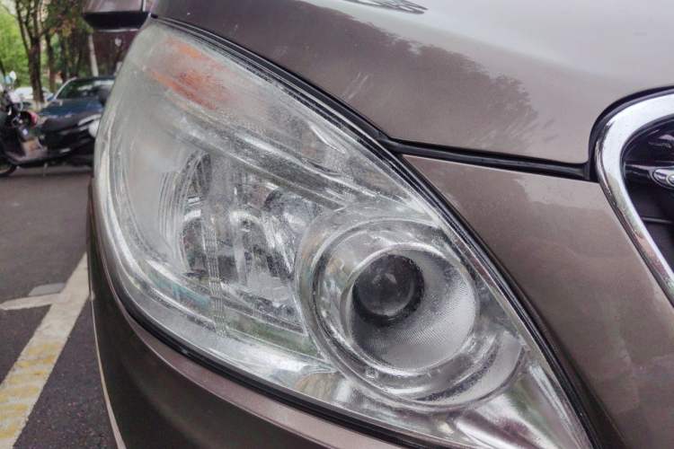 Used Buick GL8 2017 25S Comfort Version China V Standard Right Front Headlight