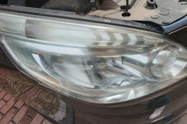 Used Buick GL8 2017 25S Luxury Version China V Standard Right Front Headlight