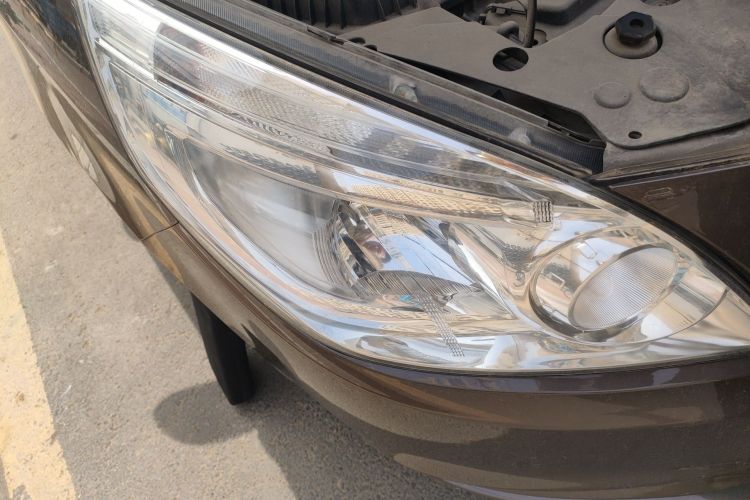 Used Buick GL8 2017 25S Prestige Version China V Standard Right Front Headlight