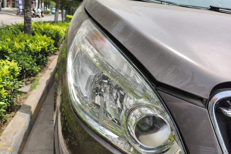 Used Buick GL8 2017 25S Comfort Version China V Standard Right Front Headlight