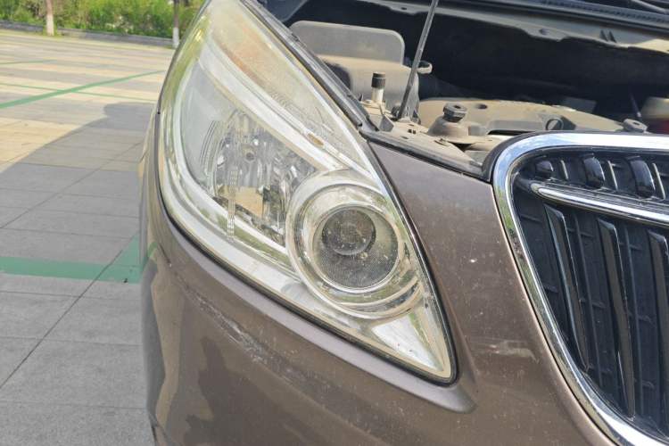 Used Buick GL8 2017 25S Luxury Version China V Standard Right Front Headlight