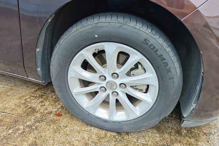 Used Buick GL8 2017 ES 28T Luxury Model China V Standard Right Front Wheel Hub