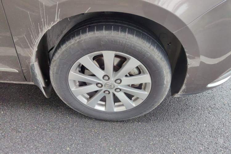 Used Buick GL8 2017 25S Comfort Version China V Standard Right Front Wheel Hub