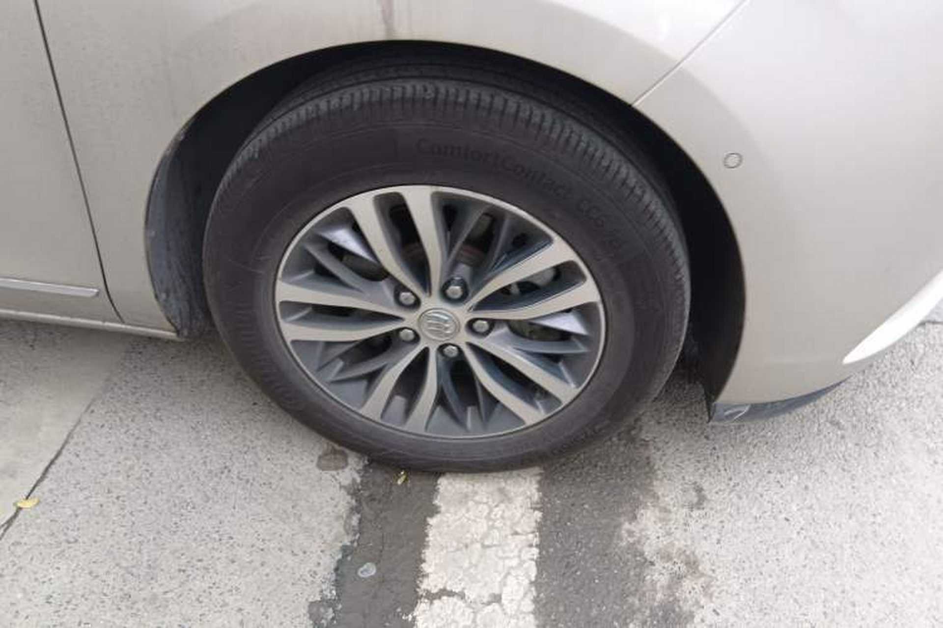 Used Buick GL8 2017 ES 28T Flagship Model China V Standard Right Front Wheel Hub