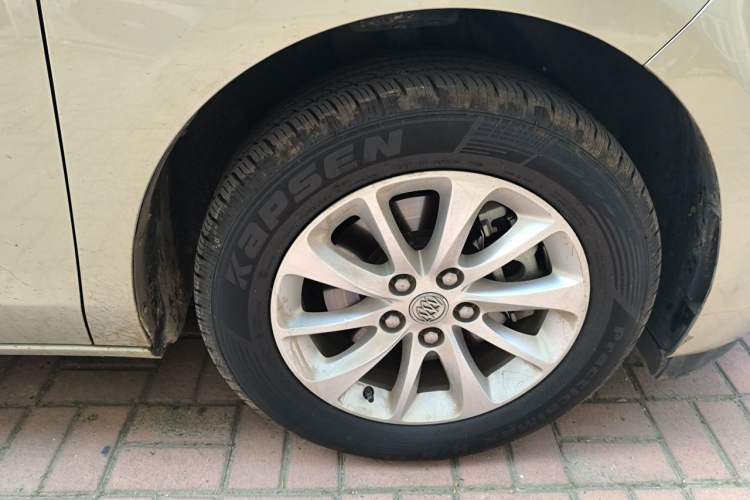 Used Buick GL8 2017 ES 28T Premium Version China V Standard Right Front Wheel Hub
