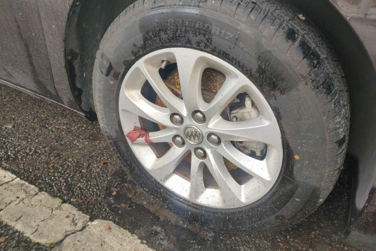 Used Buick GL8 2017 ES 28T Comfort Model China V Standard Right Front Wheel Hub