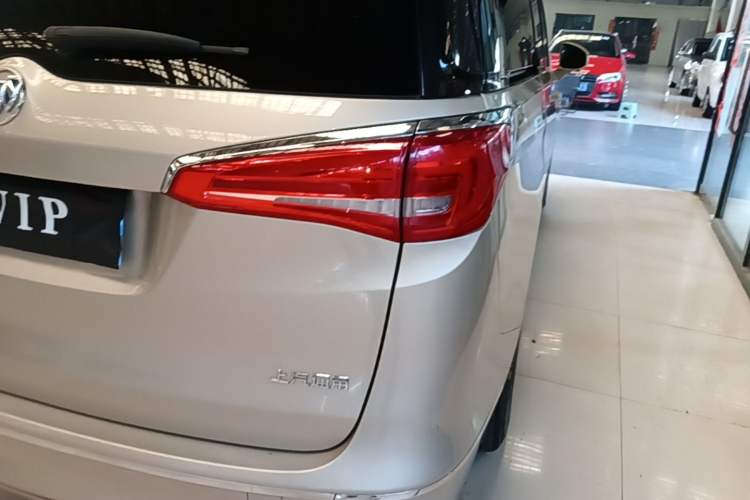 Used Buick GL8 2017 ES 28T Premium Version China V Standard Right Rear Taillight
