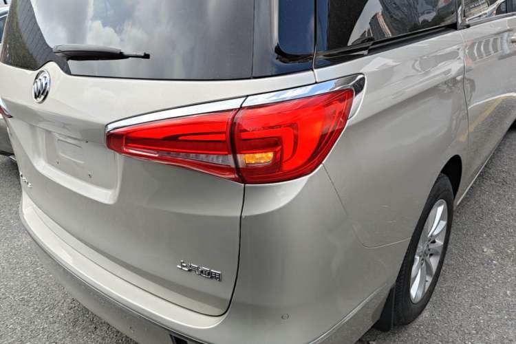 Used Buick GL8 2017 ES 28T Comfort Model China V Standard Right Rear Taillight