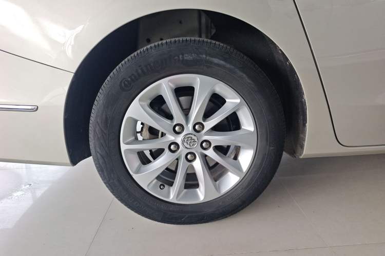Used Buick GL8 2017 ES 28T Comfort Model China V Standard Right Rear Wheel Hub