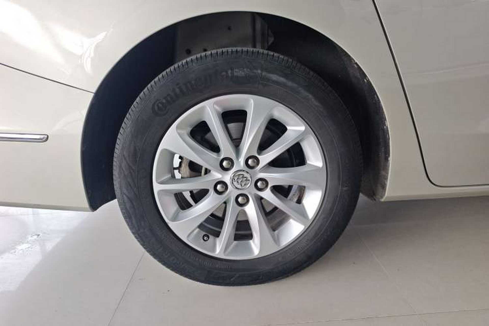 Used Buick GL8 2017 ES 28T Comfort Model China V Standard Right Rear Wheel Hub