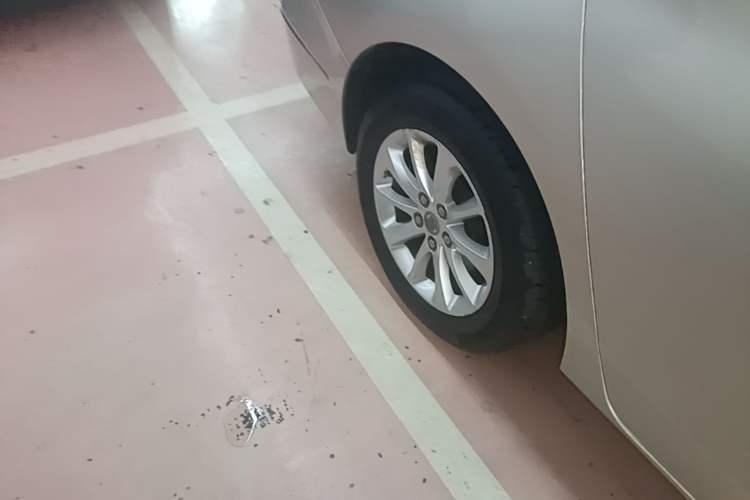 Used Buick GL8 2017 ES 28T Comfort Model China V Standard Right Rear Wheel Hub